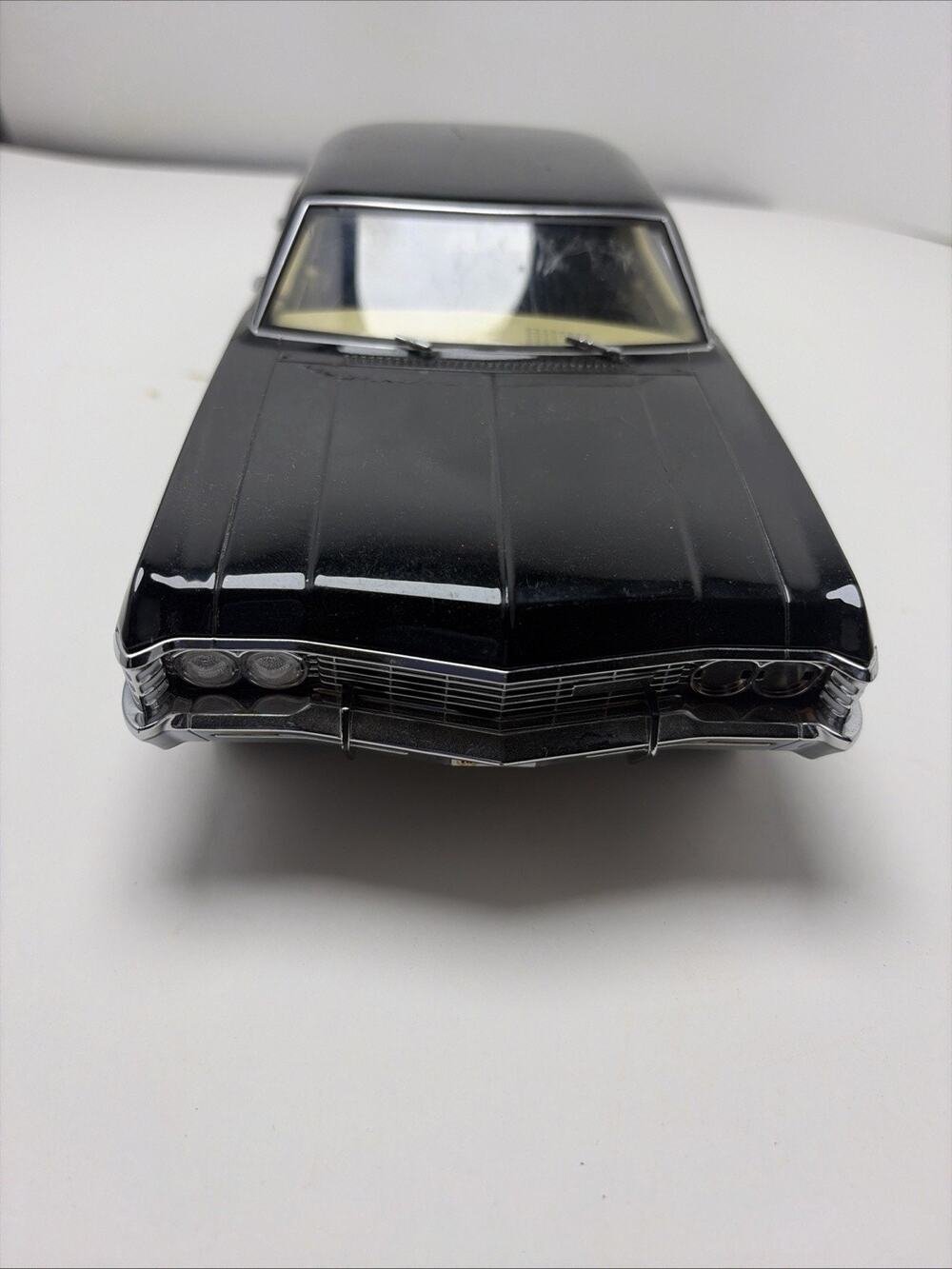 Supernatural 1:24 1967 Chevy Impala Die-Cast Car W/Dean Winchester Die-Cast....